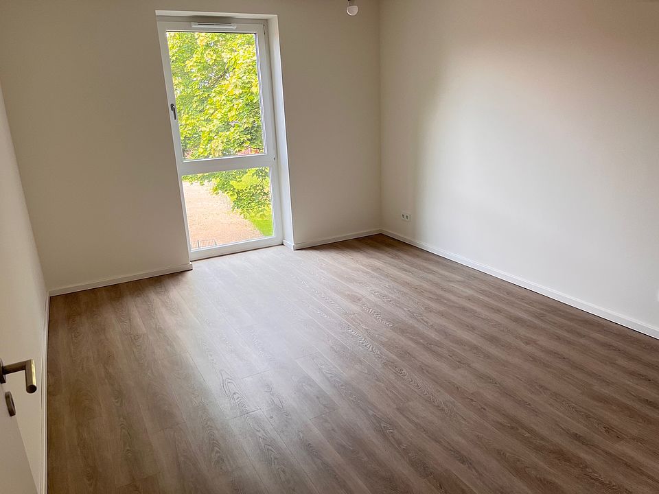 Leeres Schlafzimmer in der freien Wohnung in Henstedt Ulzburg.
